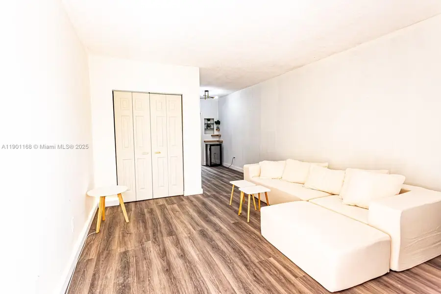 7720 Harding Ave #3, Miami Beach, FL 33141 - Image #3