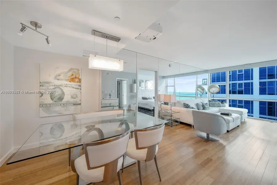 6801 Collins Ave #1209, Miami Beach, FL 33141 - Image #3