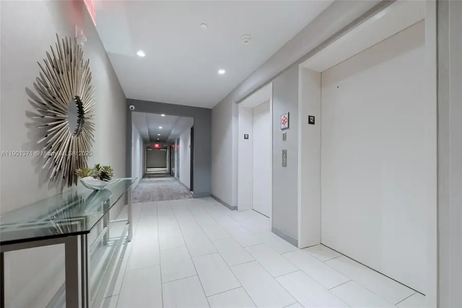 5300 Paseo Blvd #1205, Doral, FL 33166 - Image #3