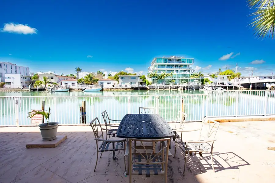 8420 Byron Ave #6, Miami Beach, FL 33141 - Image #2