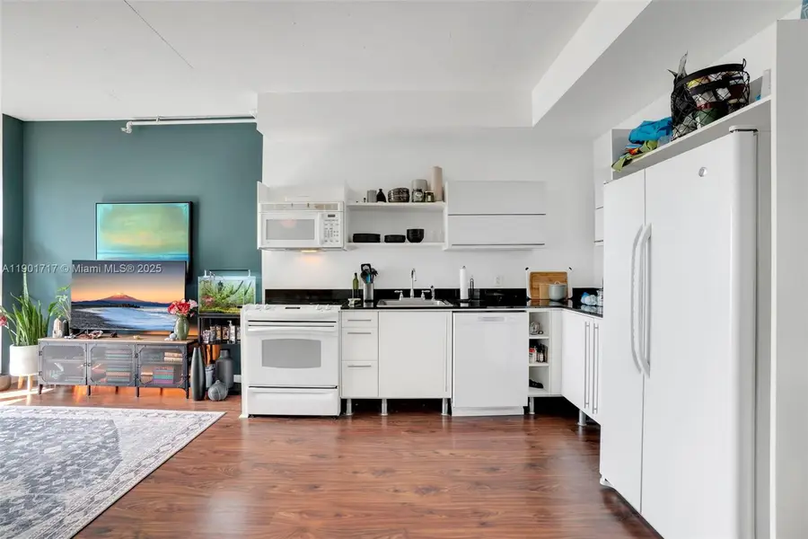 690 SW 1st Ct #2730, Miami, FL 33130 - Image #2