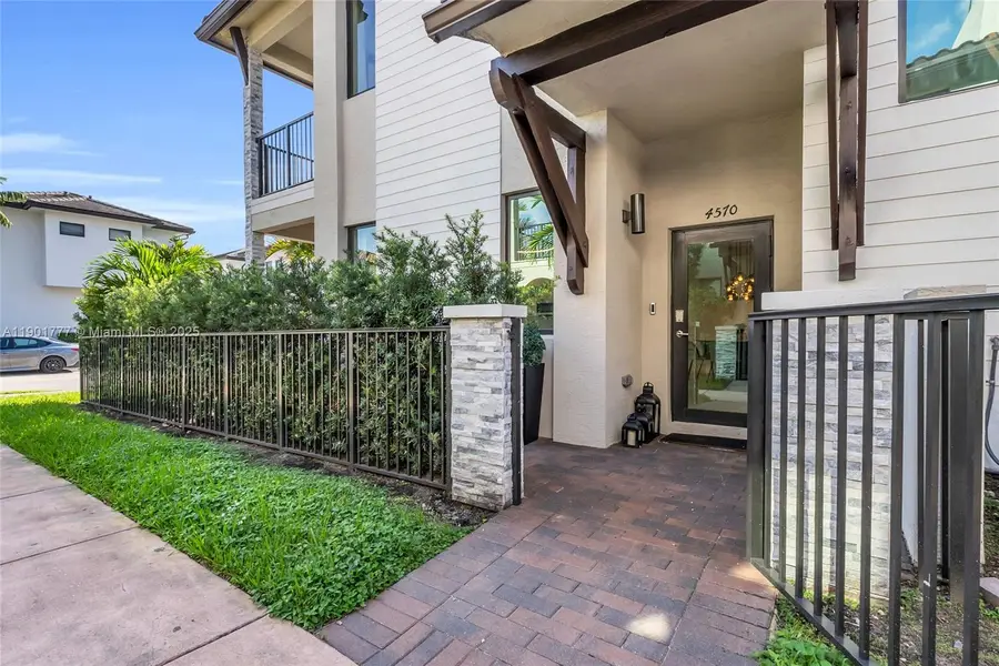 4570 NW 83rd Ave, Doral, FL 33166 - Image #3