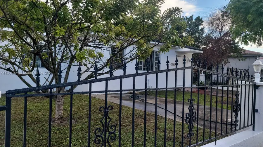 2951 NW 49th St, Miami, FL 33142 - Image #2