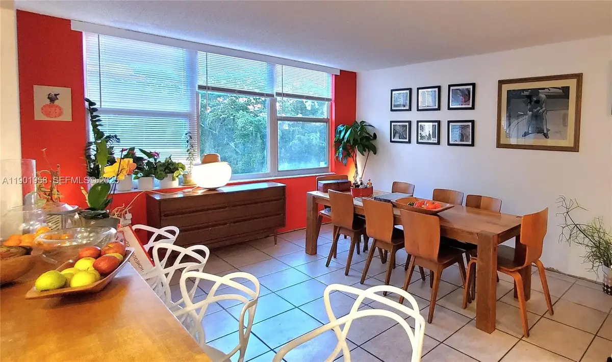 17890 W Dixie Hwy #515, North Miami Beach, FL 33160 - Image #1