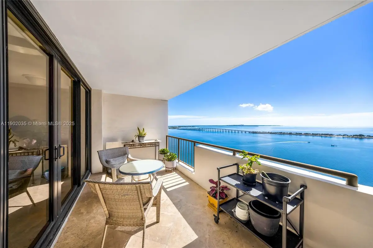 1581 Brickell Ave #2104, Miami, FL 33129 - Image #1