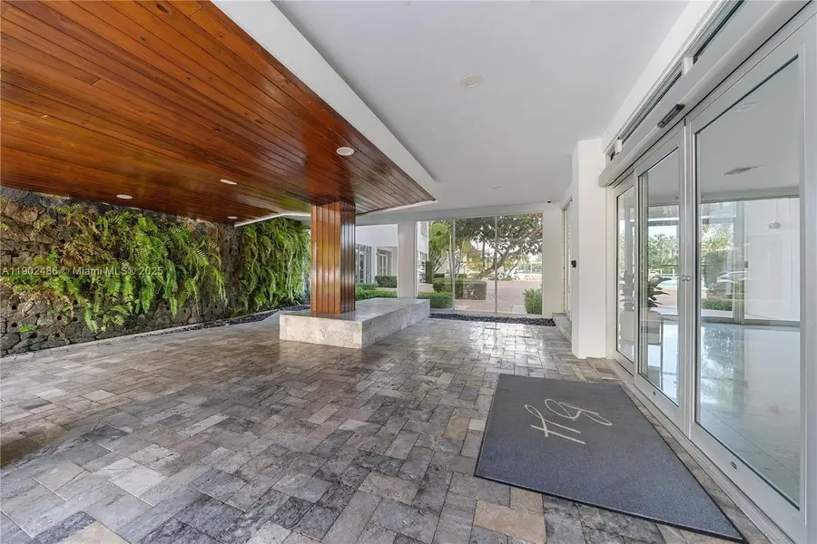 9102 W Bay Harbor Dr #6-B, Bay Harbor Islands, FL 33154 - Image #2