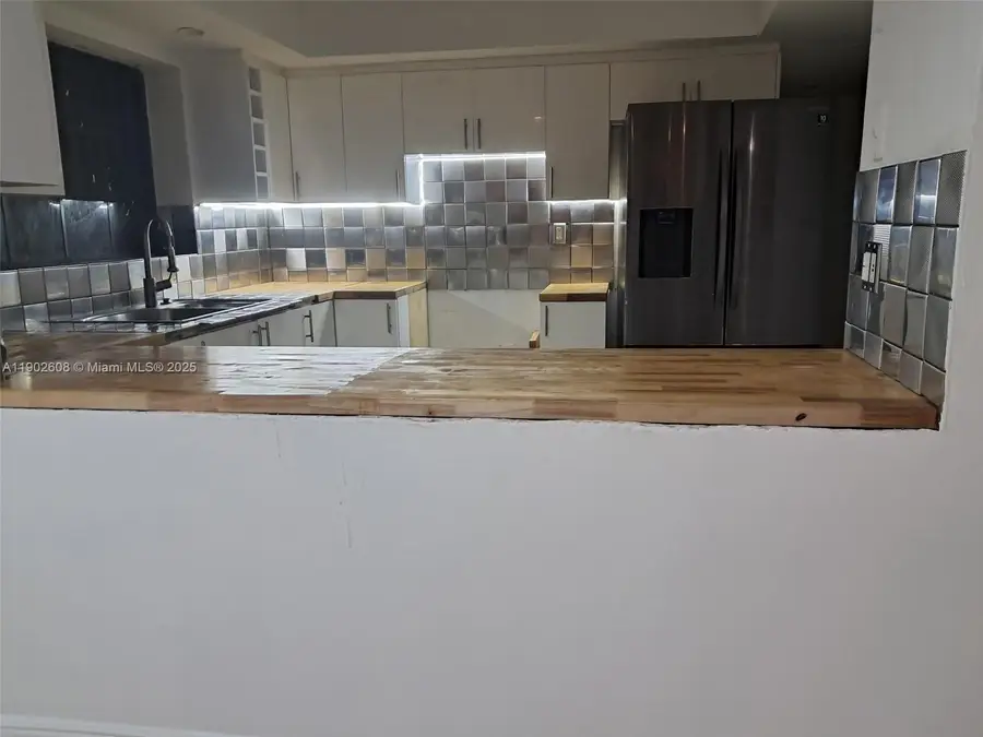 1550 SW 86th Ct, Miami, FL 33144 - Image #3