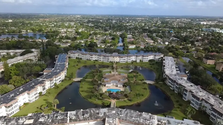 4700 NW 35th St #602, Lauderdale Lakes, FL 33319 - Image #2