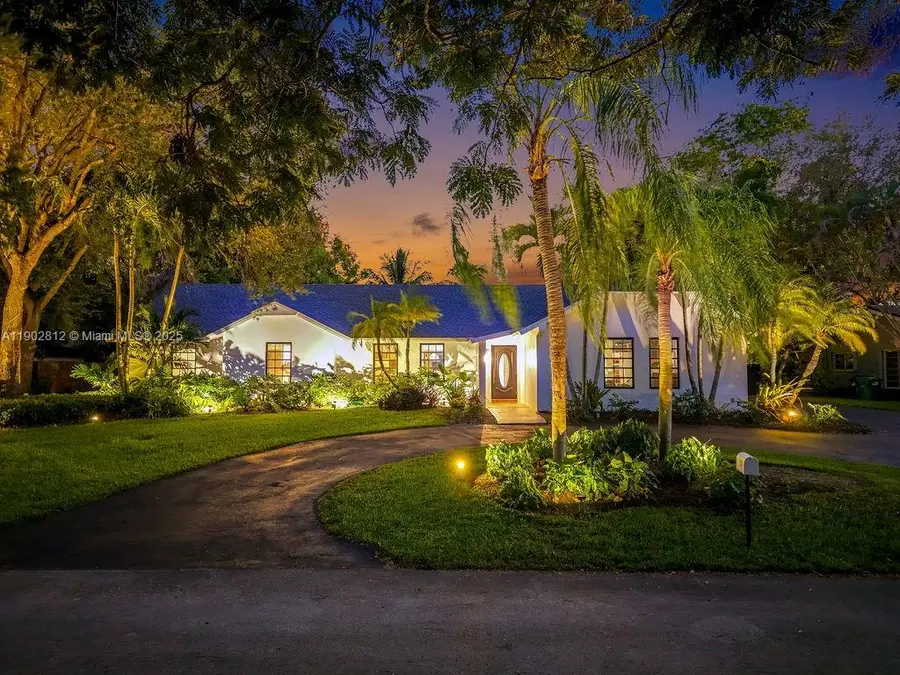 7620 SW 170th St, Palmetto Bay, FL 33157 - Image #2