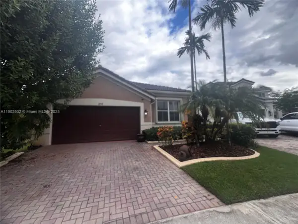 Address Withheld By Seller, Weston, FL 33327