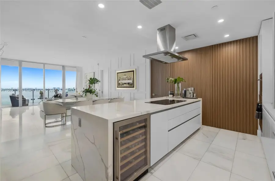 700 NE 26th Ter #2202, Miami, FL 33137 - Image #2