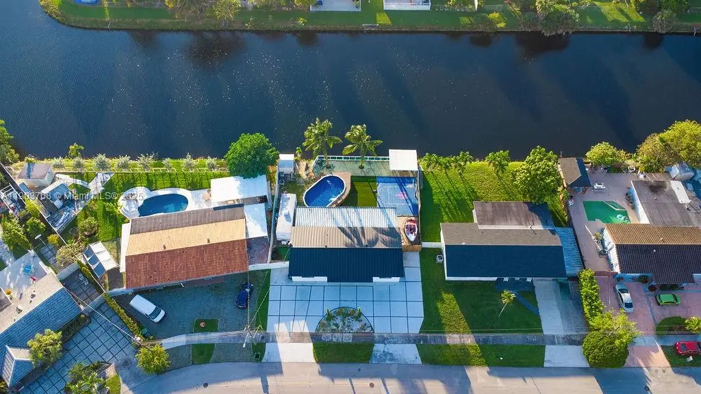 1960 SW 128th Ct, Miami, FL 33175 - Image #1