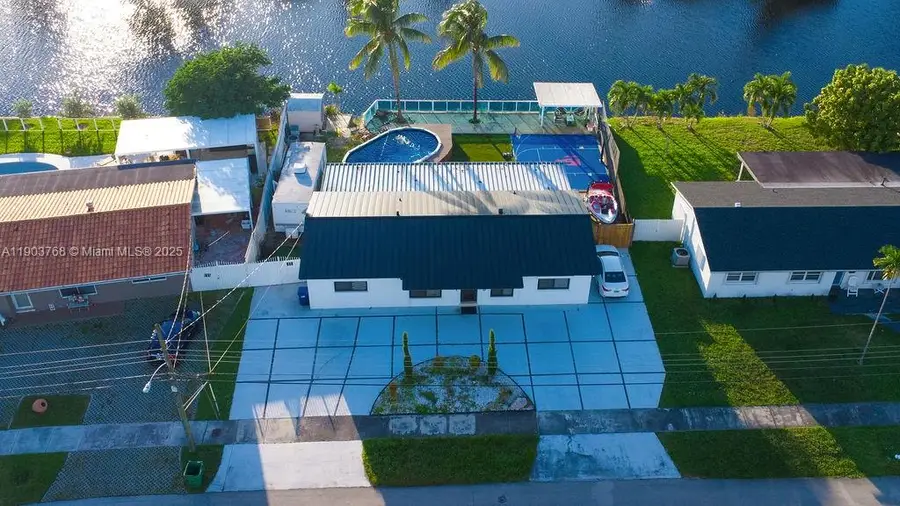 1960 SW 128th Ct, Miami, FL 33175 - Image #3