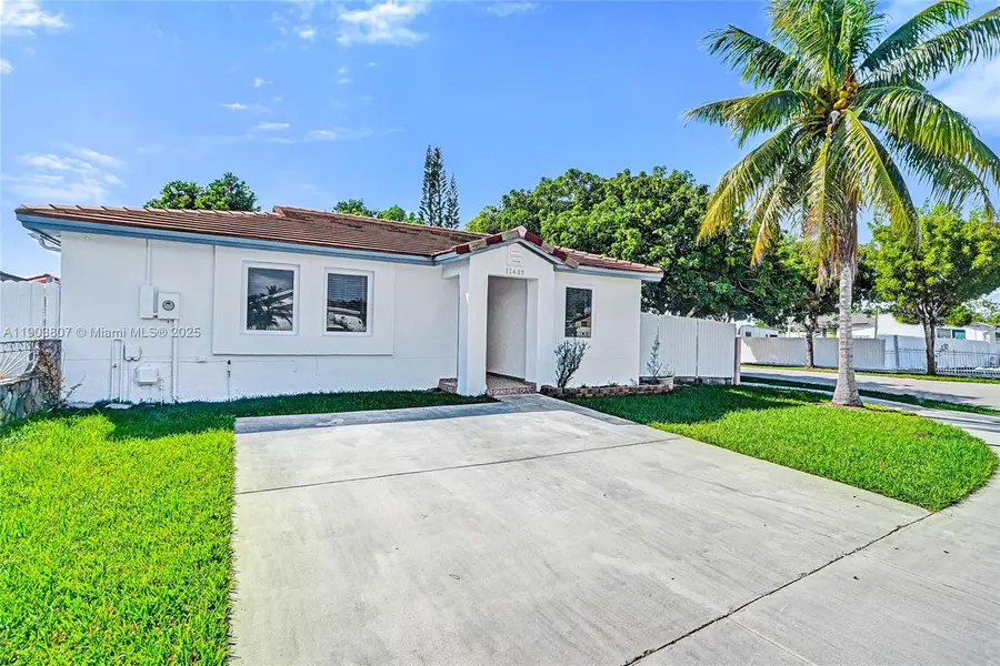 11482 SW 181st St, Miami, FL 33157 - Image #2