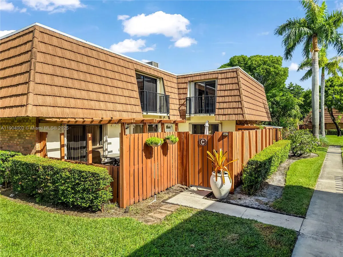 9109 C SW 20th St, Davie, FL 33324 - Image #1