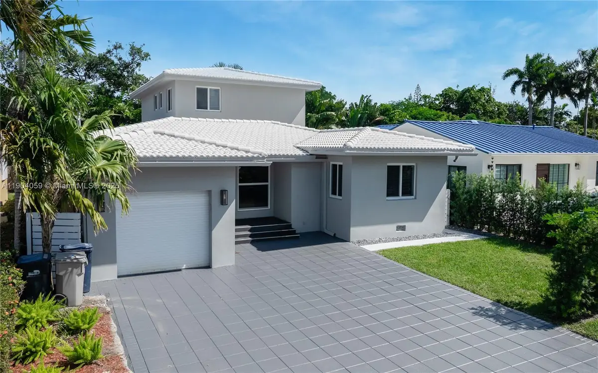 8851 Froude Ave, Surfside, FL 33154 - Image #1