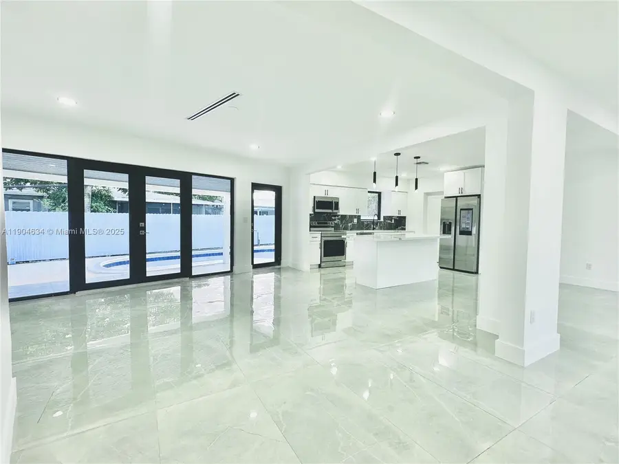 20 NE 135th St, North Miami, FL 33161 - Image #3