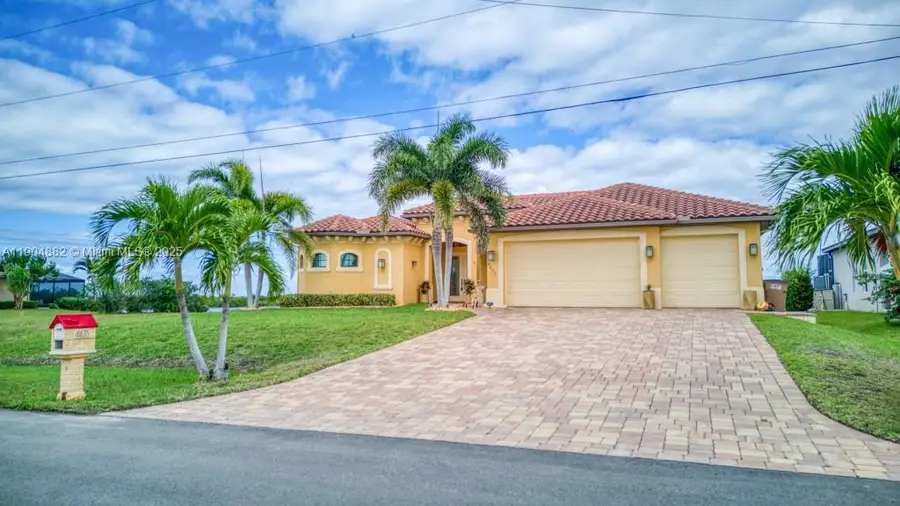 4635 NW 32nd Ter, Cape Coral, FL 33993 - Image #2