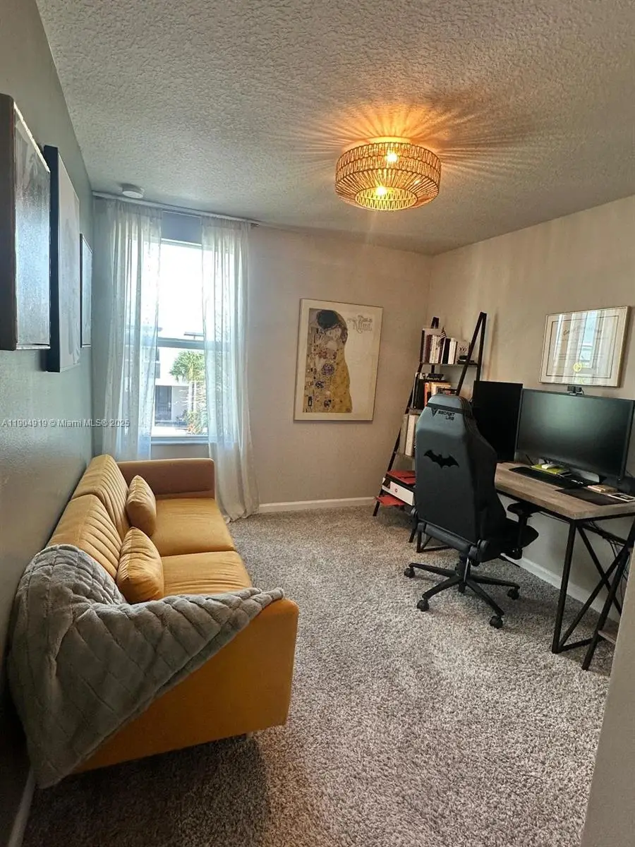 5689 Mentmore Dr, Mangonia Park, FL 33407 - Image #3