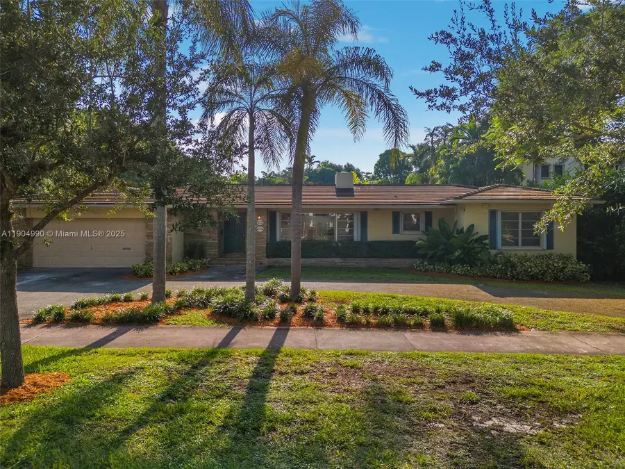 2615 Alhambra Cir, Coral Gables, FL 33134 - Image #3
