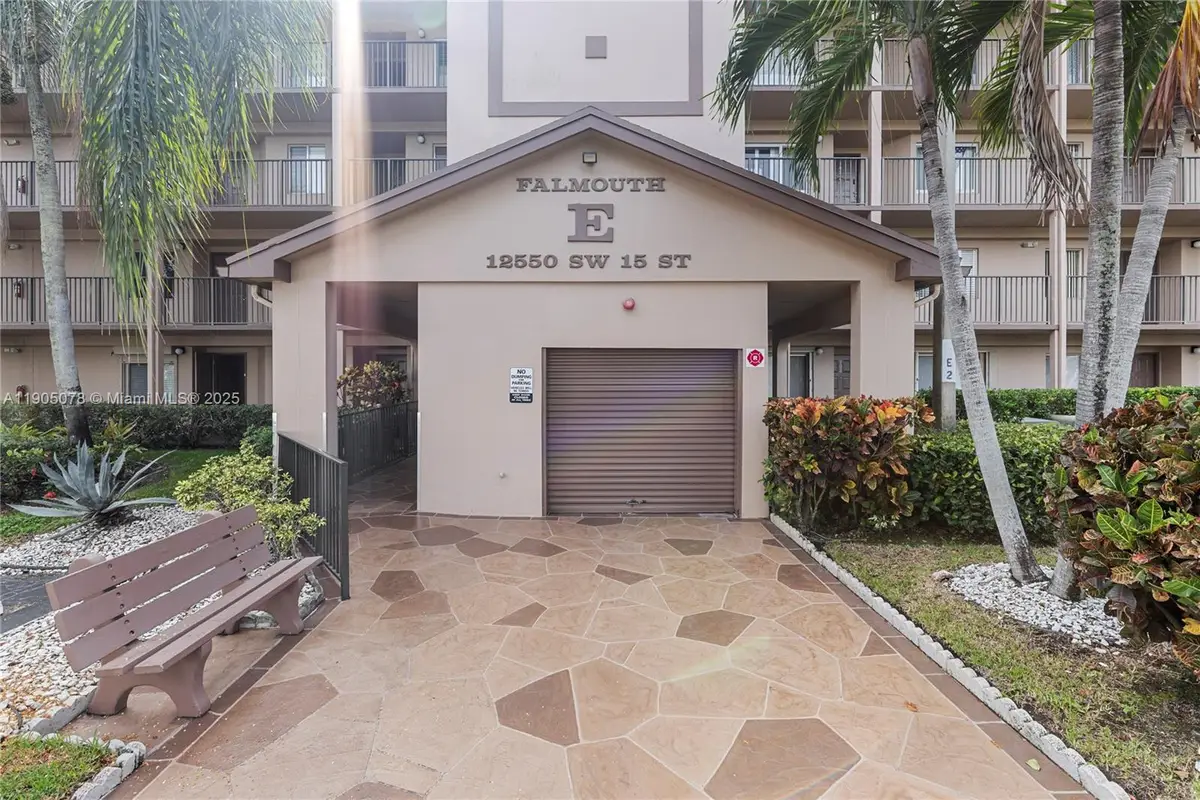 12550 SW 15th St #411E, Pembroke Pines, FL 33027 - Image #1