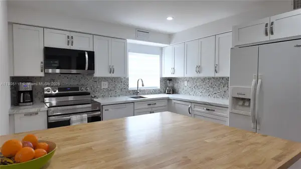 4555 SW 68th Ct Cir #111, Miami, FL 33155