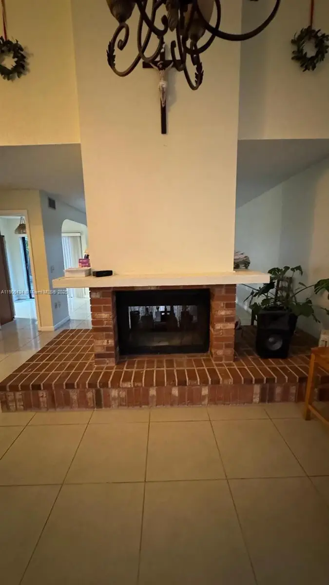 15039 SW 89th Terr Rd, Miami, FL 33196 - Image #3