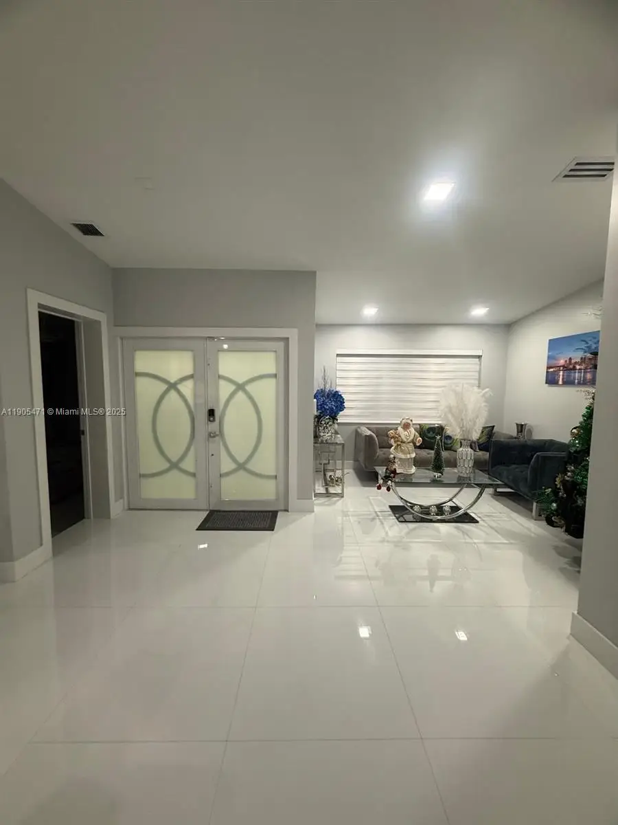 12497 SW 199th Ter, Miami, FL 33177 - Image #2