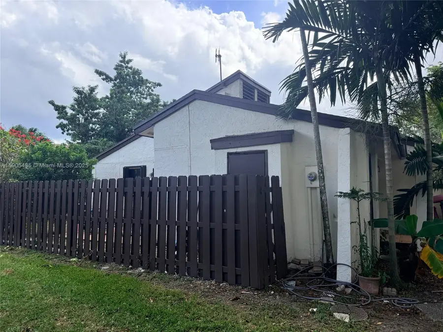 6835 SW 128th Ct, Miami, FL 33183 - Image #3