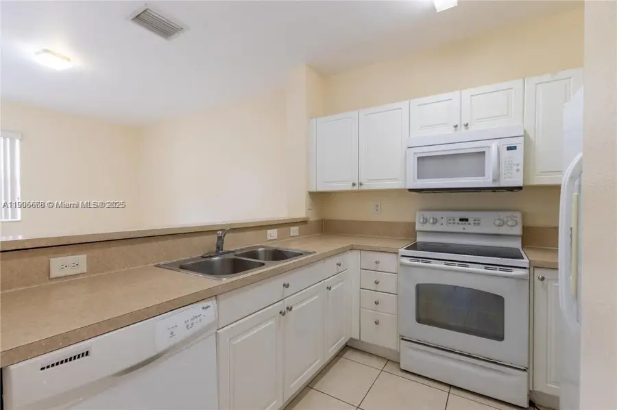 1490 NE 33rd Rd #101-18, Homestead, FL 33033 - Image #3