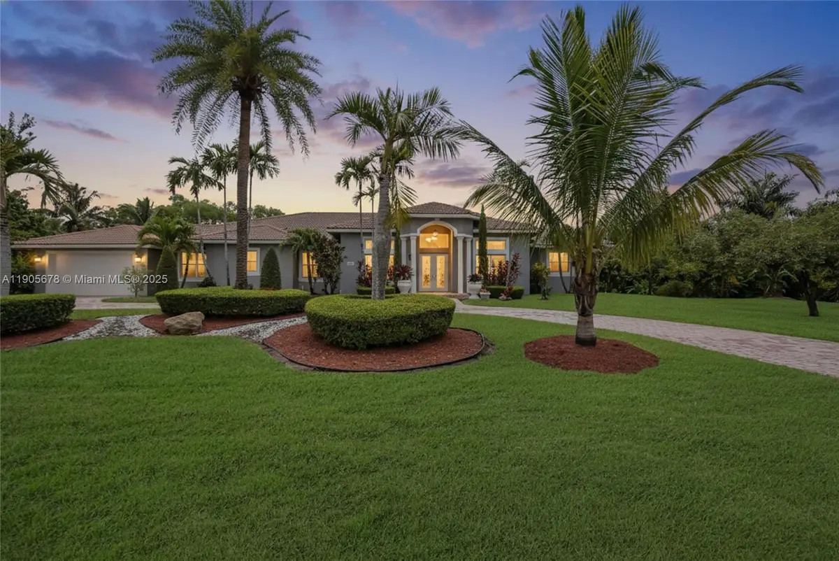 16541 SW 62nd St, Southwest Ranches, FL 33331 - Image #1