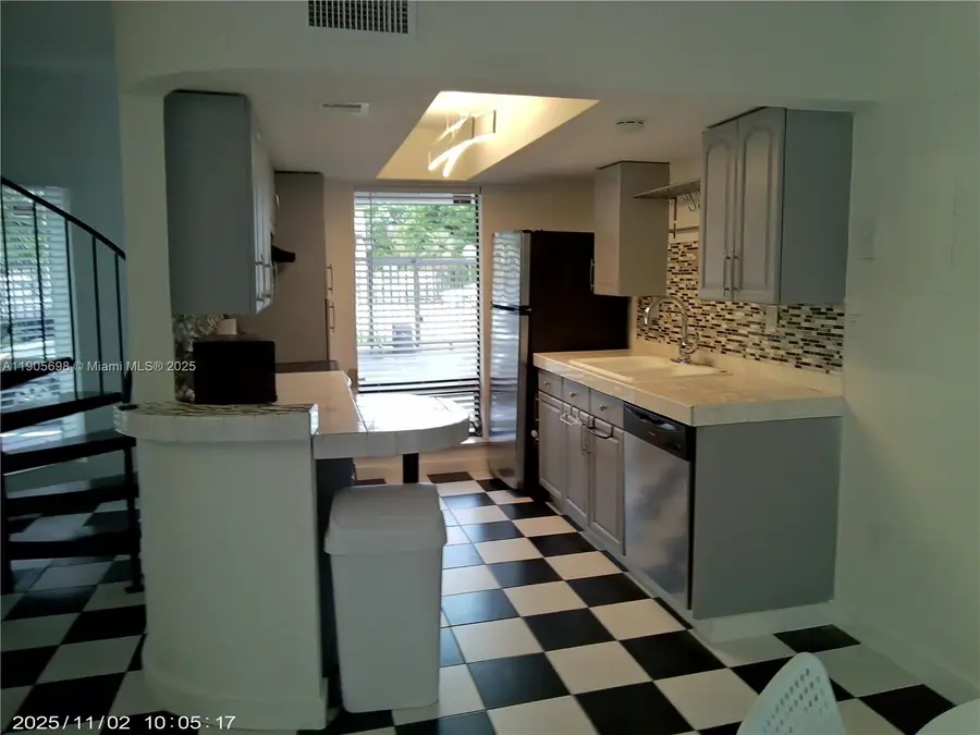 3036 SW 27th Ave #5, Miami, FL 33133 - Image #2