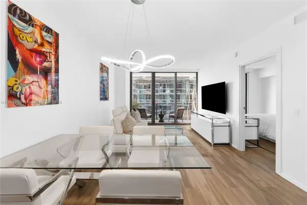 801 S Miami Ave #3907, Miami, FL 33130