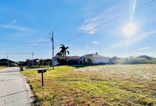 416 NW 38 Pl, Cape Coral, FL 33993 - Image #3