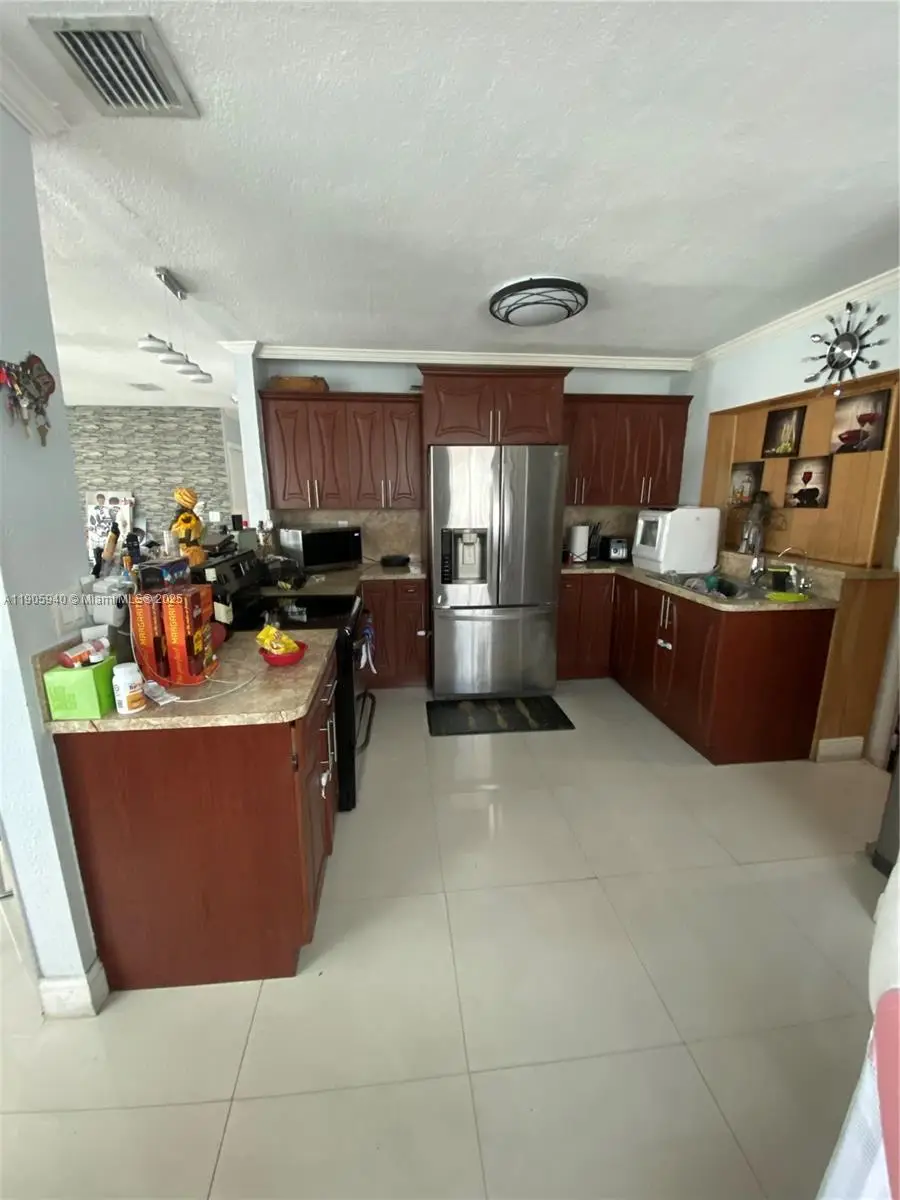 398 E 56th St, Hialeah, FL 33013 - Image #3