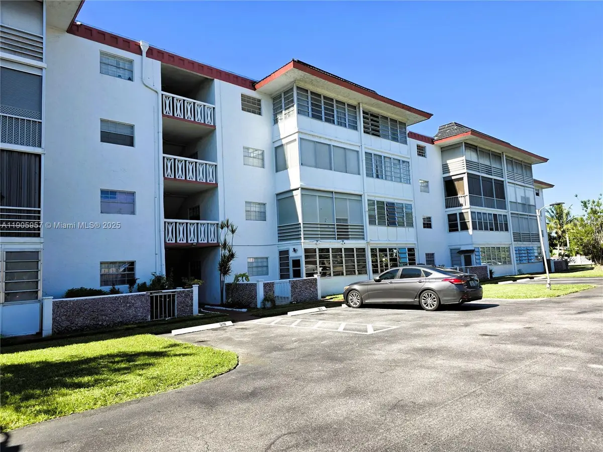 4140 NW 44th Ave #411, Lauderdale Lakes, FL 33319 - Image #1