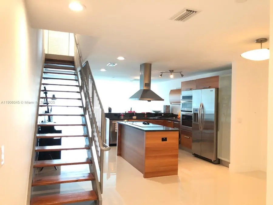 2950 NE 188th St #418, Aventura, FL 33180 - Image #3