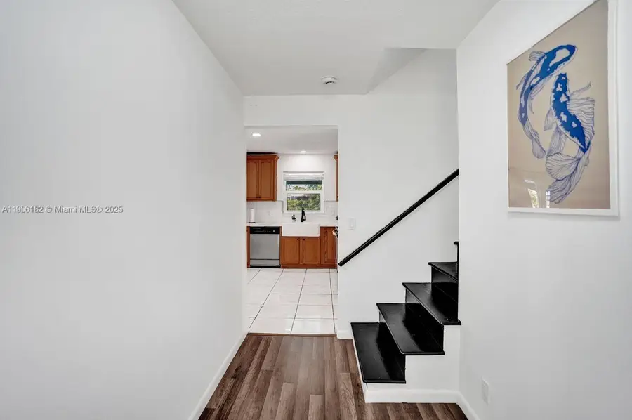 1659 40th St, West Palm Beach, FL 33407 - Image #2