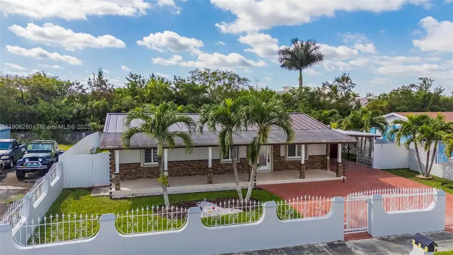 15430 SW 308 St, Homestead, FL 33033 - Image #2