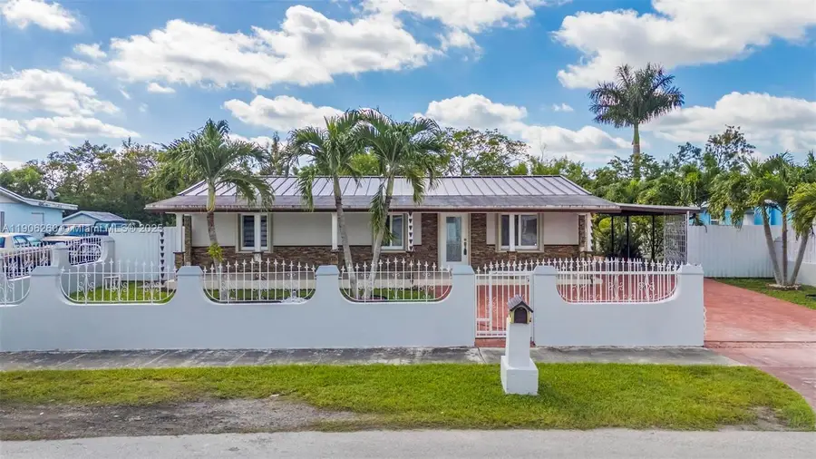 15430 SW 308 St, Homestead, FL 33033 - Image #3