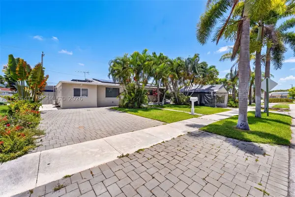 717 SE 2nd St, Deerfield Beach, FL 33441