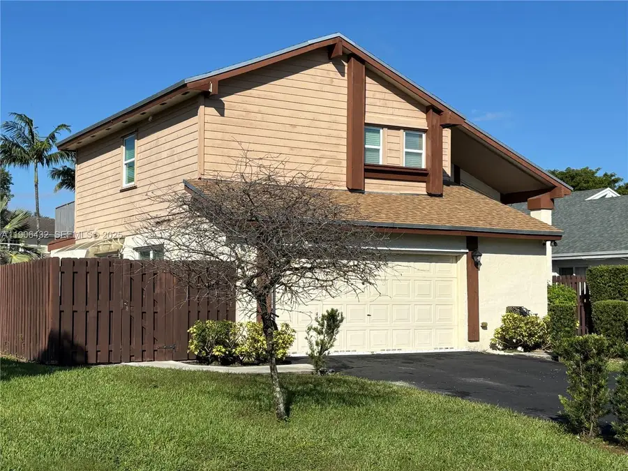 4314 SW 148th Ct, Miami, FL 33185 - Image #2