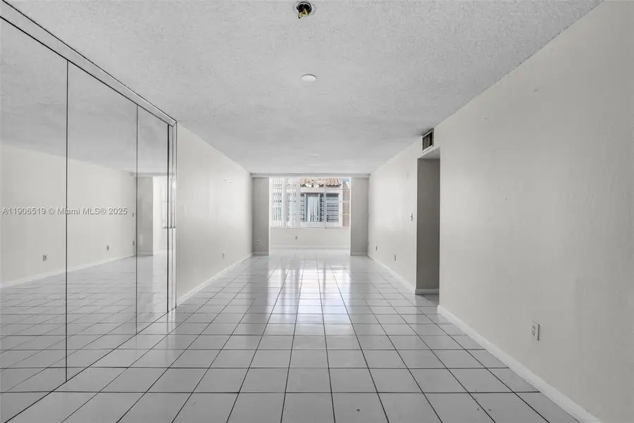 7345 W 4th Ave #402, Hialeah, FL 33014 - Image #3