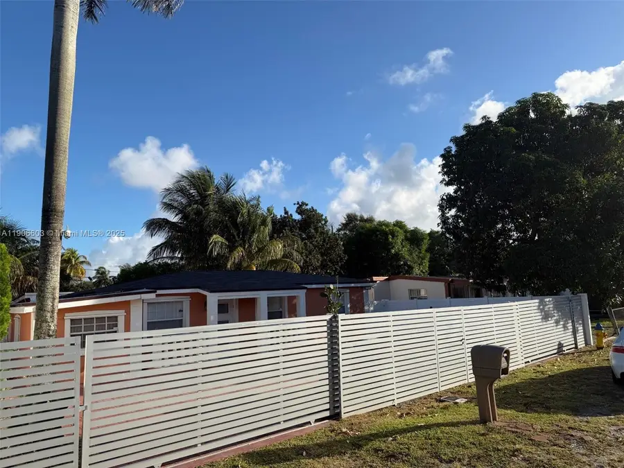 361 NE 160th Ter, Miami, FL 33162 - Image #3