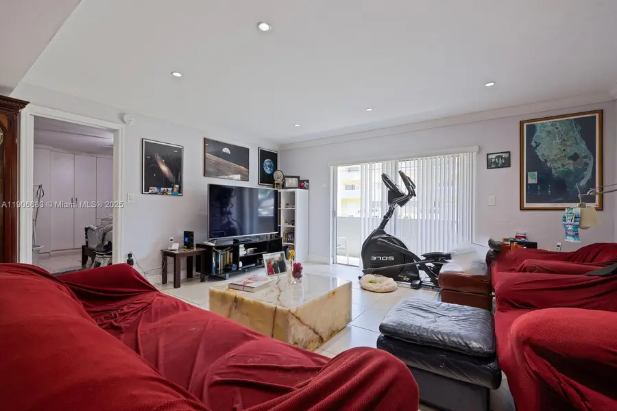 7401 SW 82nd St #109S, Miami, FL 33143 - Image #2