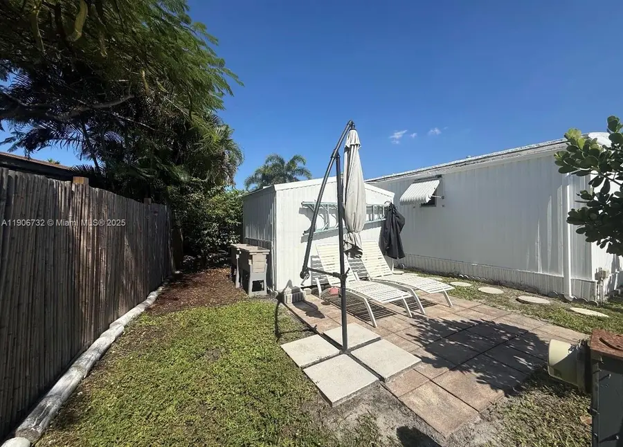 2964 Harbor Ln, Fort Lauderdale, FL 33312 - Image #2