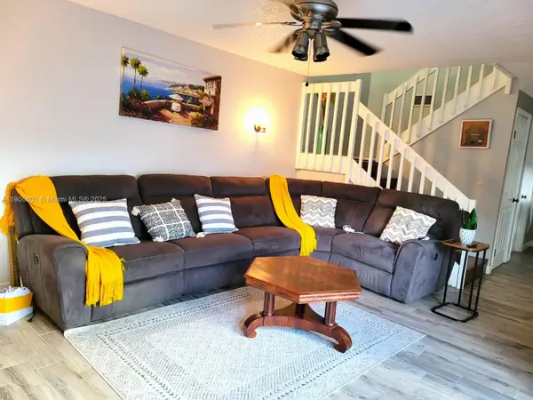 11930 SW 11th Ct, Davie, FL 33325