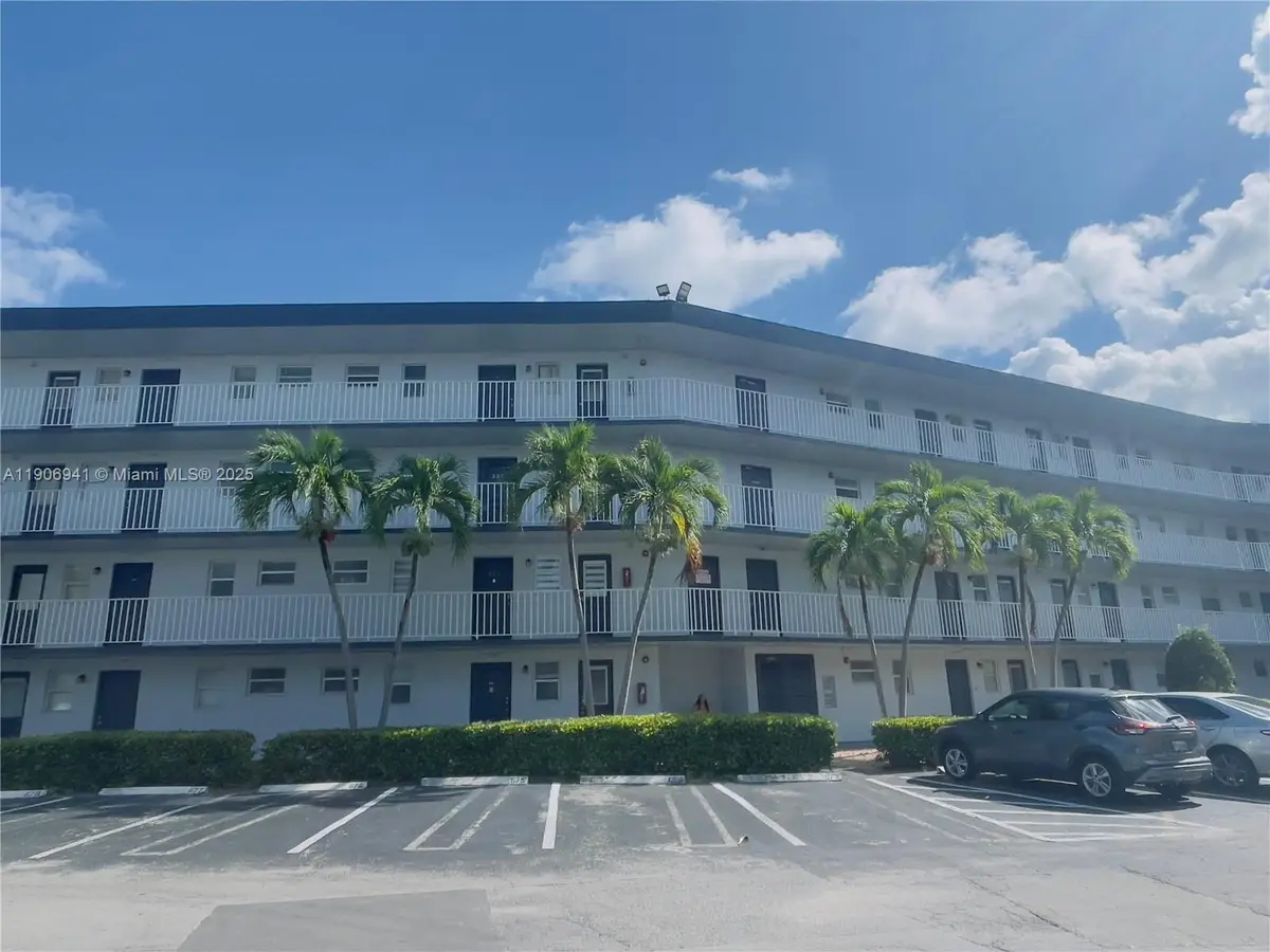 443 NE 195th St #338, Miami, FL 33179 - Image #1