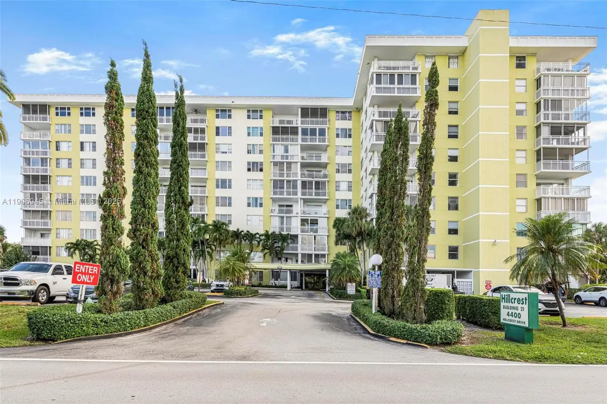 4400 Hillcrest Dr #912B, Hollywood, FL 33021 - Image #1