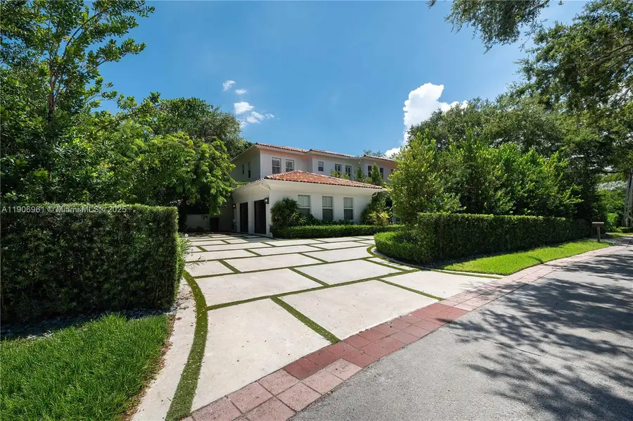 680 Destacada Ave, Coral Gables, FL 33156 - Image #3